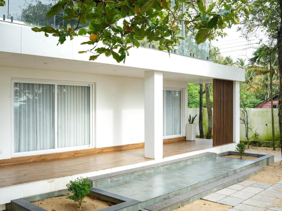 Shoreline Secrets Thrissur Exterior photo